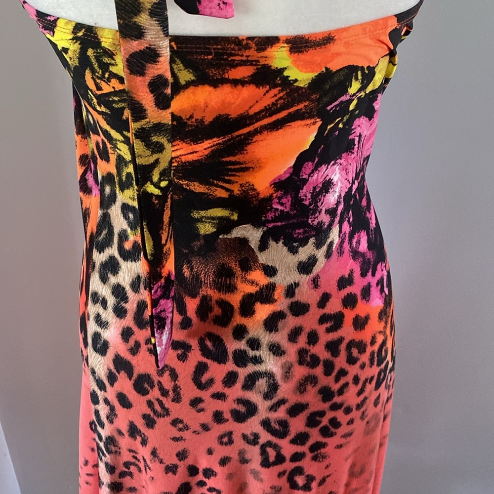 Venus XS halter dress - Picture 8 of 9
